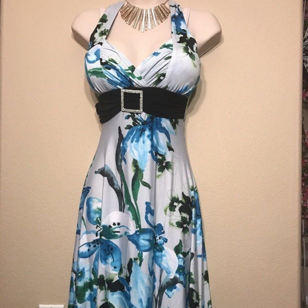 Women's Halter Dress Size Large